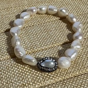 Handmade baroque freshwater pearl bracelet stretch embellishment